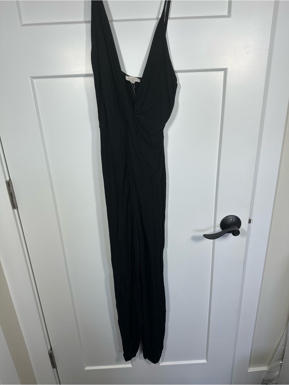 Black V-Neck Sleeveless Jumpsuit